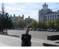 Прямо позади оперный театр Загрузка изображения...